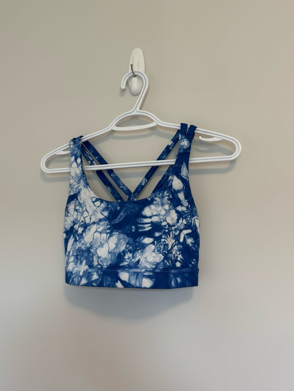 Lululemon Energy Bra Shibori
Shibori Varsity Blue White